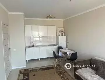 2-комнатная квартира, этаж 12 из 12, 38 м²