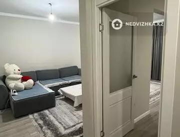 2-комнатная квартира, этаж 12 из 12, 60 м²