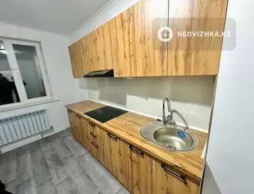 2-комнатная квартира, этаж 4 из 12, 54 м², на длительный срок