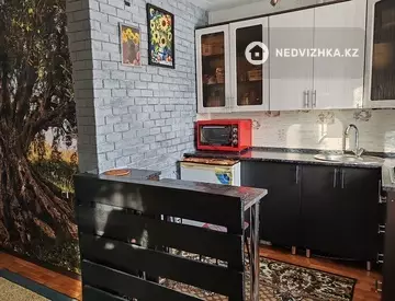 1-комнатная квартира, этаж 3 из 4, 31 м²