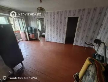 3-комнатная квартира, этаж 2 из 5, 60 м², на длительный срок