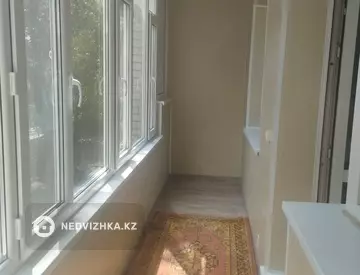 2-комнатная квартира, этаж 1 из 10, 49 м², на длительный срок