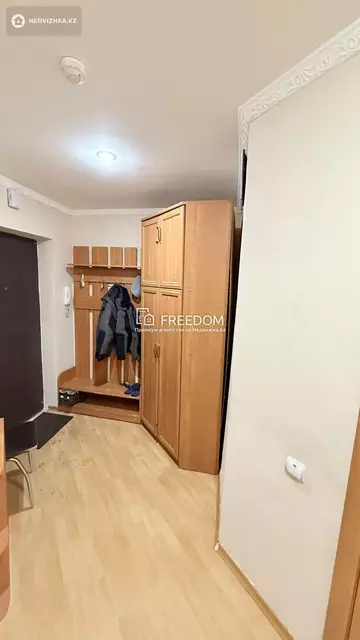 1-комнатная квартира, этаж 19 из 22, 42 м²