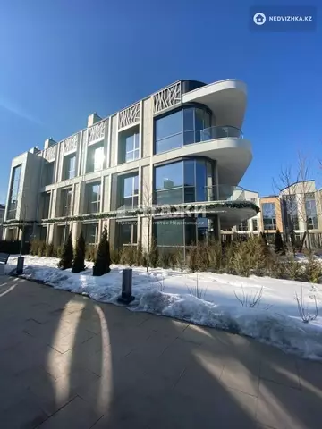 400 м², 8-комнатная квартира, этаж 1 из 3, 400 м², изображение - 6
