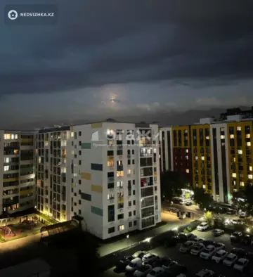 1-комнатная квартира, этаж 3 из 10, 38 м²