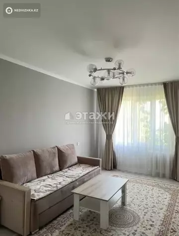 2-комнатная квартира, этаж 4 из 5, 63 м²