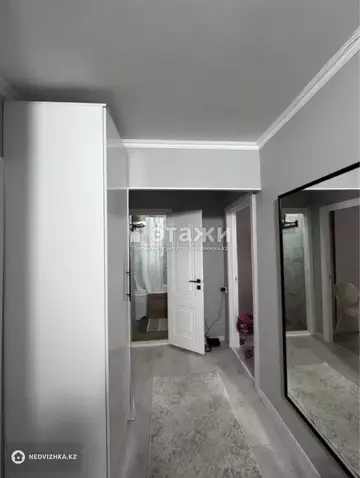 2-комнатная квартира, этаж 4 из 5, 63 м²