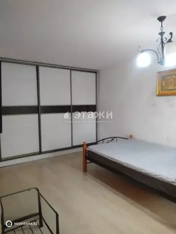1-комнатная квартира, этаж 3 из 3, 30 м²