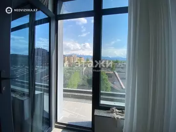 3-комнатная квартира, этаж 5 из 12, 124 м²