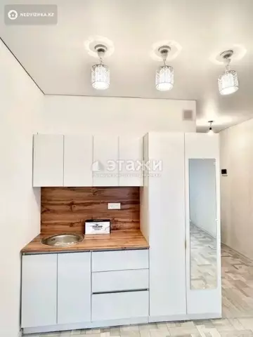 1-комнатная квартира, этаж 3 из 9, 33 м²