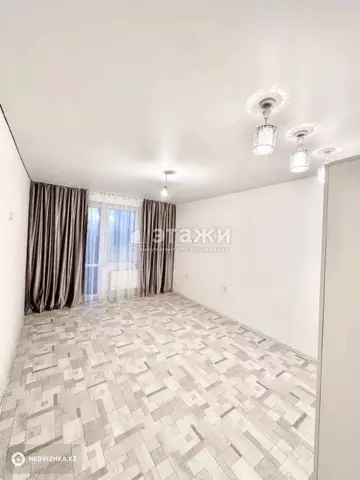 1-комнатная квартира, этаж 3 из 9, 33 м²