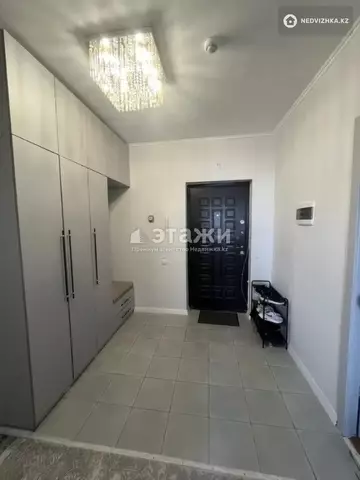 2-комнатная квартира, этаж 11 из 17, 70 м²