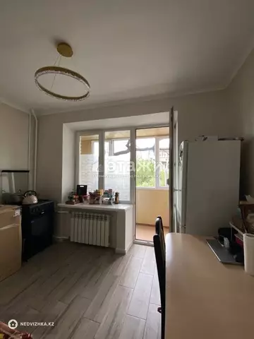 82 м², 3-комнатная квартира, этаж 3 из 5, 82 м², изображение - 9