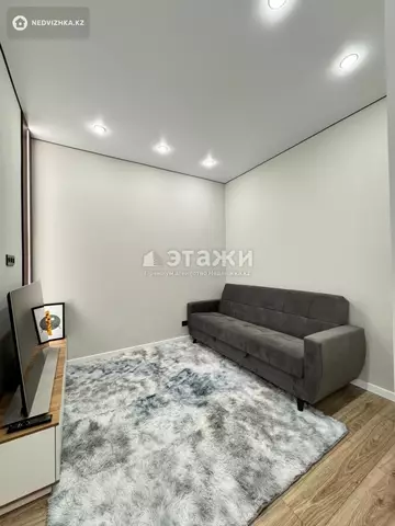 2-комнатная квартира, этаж 8 из 12, 45 м²