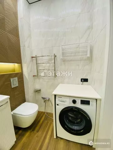 2-комнатная квартира, этаж 9 из 10, 70 м²
