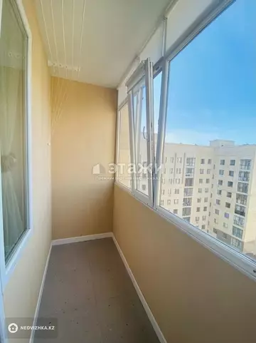 2-комнатная квартира, этаж 9 из 10, 70 м²