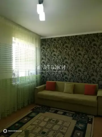 1-комнатная квартира, этаж 8 из 9, 30 м²
