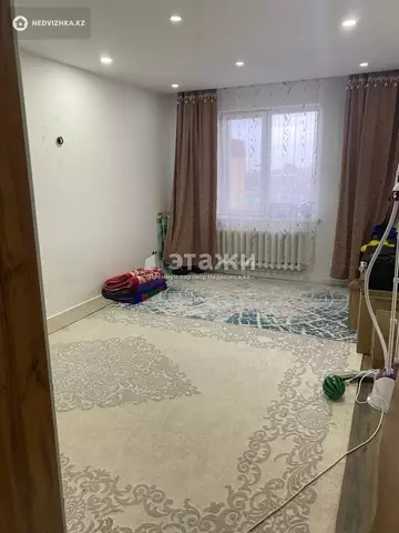 1-комнатная квартира, этаж 9 из 10, 44 м²