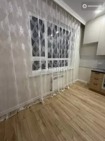 1-комнатная квартира, этаж 9 из 17, 40 м²