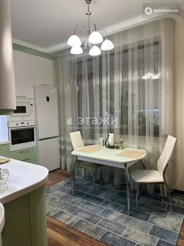 2-комнатная квартира, этаж 9 из 24, 68 м²