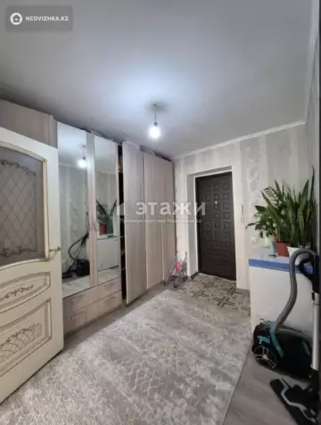 2-комнатная квартира, этаж 1 из 10, 58 м²