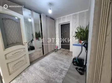 2-комнатная квартира, этаж 1 из 10, 58 м²