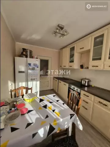 2-комнатная квартира, этаж 1 из 10, 58 м²