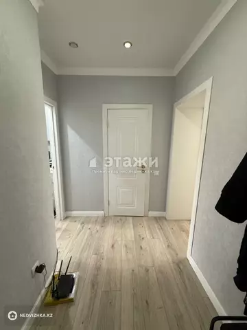 1-комнатная квартира, этаж 1 из 9, 28 м²