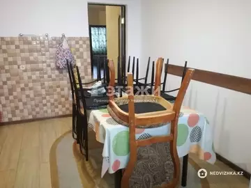 3-комнатная квартира, этаж 4 из 10, 99 м²