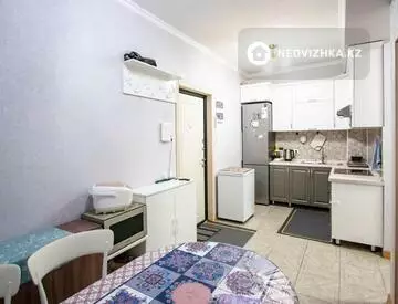 53.8 м², 2-комнатная квартира, этаж 2 из 9, 54 м², изображение - 3