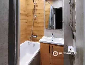 2-комнатная квартира, этаж 2 из 5, 56 м²