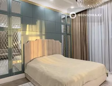 4-комнатная квартира, этаж 6 из 7, 225 м²