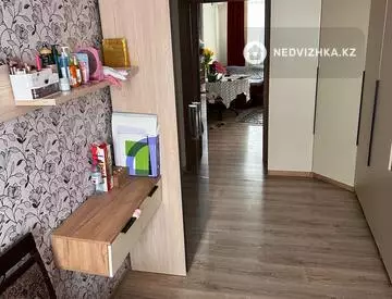 2-комнатная квартира, этаж 4 из 5, 44 м²