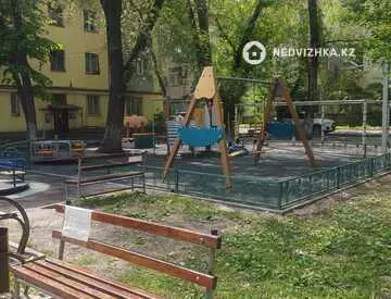 2-комнатная квартира, этаж 3 из 5, 44 м²