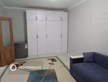 1-комнатная квартира, этаж 5 из 12, 40 м²