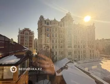 8-комнатный дом, 15 соток, 1 200 м²
