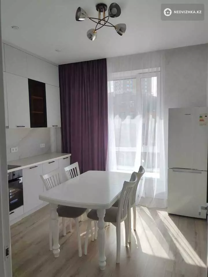 38 м², 1-комнатная квартира, этаж 4 из 12, 38 м², на длительный срок, изображение - 1