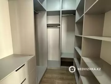 3-комнатная квартира, этаж 19 из 20, 105 м²