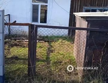 2-комнатный дом, 10 соток, 64 м²