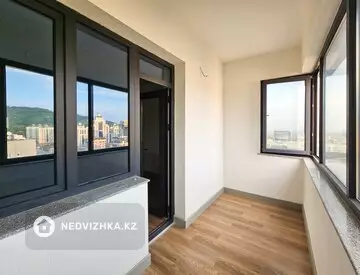 2-комнатная квартира, этаж 14 из 14, 94 м²