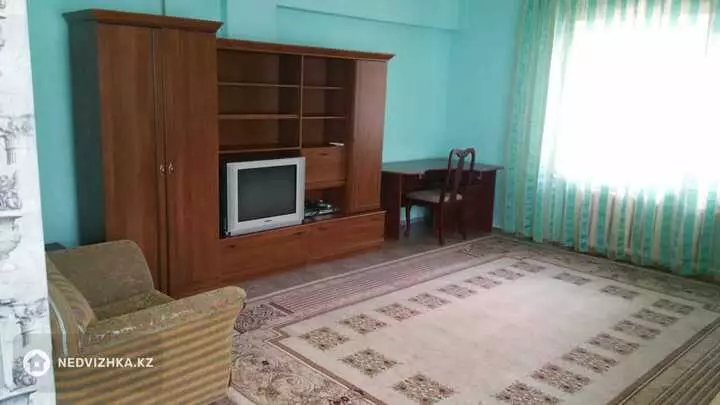 58 м², 2-комнатная квартира, этаж 1 из 4, 58 м², на длительный срок, изображение - 1