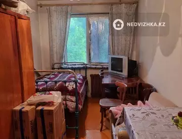 3-комнатная квартира, этаж 3 из 5, 54 м²