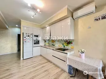 3-комнатная квартира, этаж 5 из 12, 61 м²