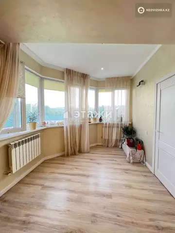 3-комнатная квартира, этаж 5 из 12, 61 м²