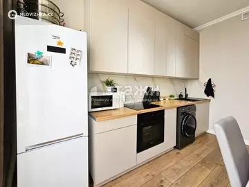 2-комнатная квартира, этаж 12 из 12, 46 м²