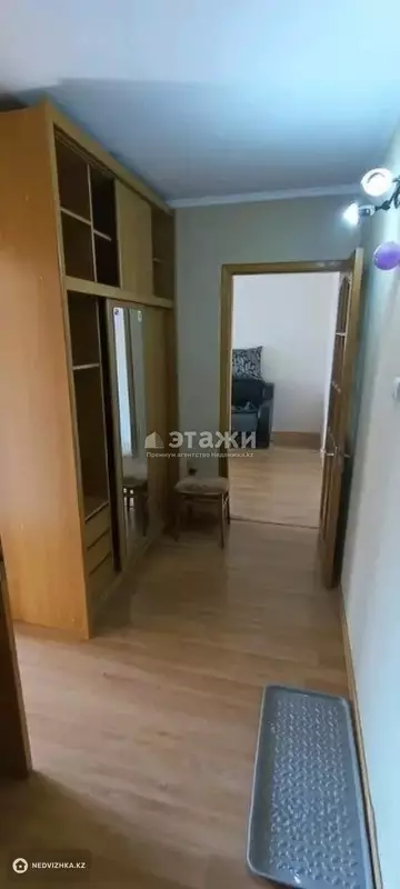 2-комнатная квартира, этаж 4 из 4, 42 м²