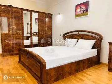 3-комнатная квартира, этаж 4 из 6, 105 м²