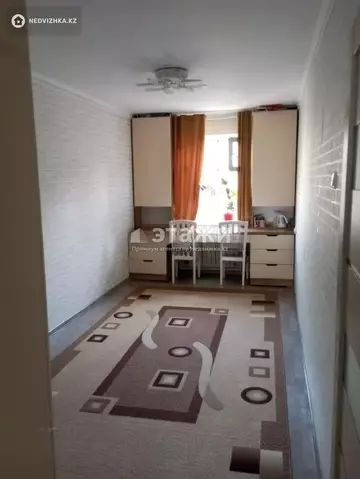2-комнатная квартира, этаж 4 из 5, 45 м²