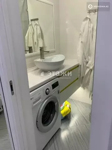 1-комнатная квартира, этаж 12 из 16, 37 м²