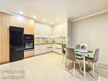 2-комнатная квартира, этаж 10 из 12, 50 м², на длительный срок